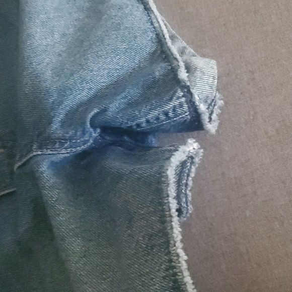 GAP Overalls Shorts Girls Size Xxl Unisex Youth Frayed-hem Blue Jean Shorts - Picture 4 of 9